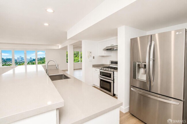 Foto del edificio - 67 Grand View Ave