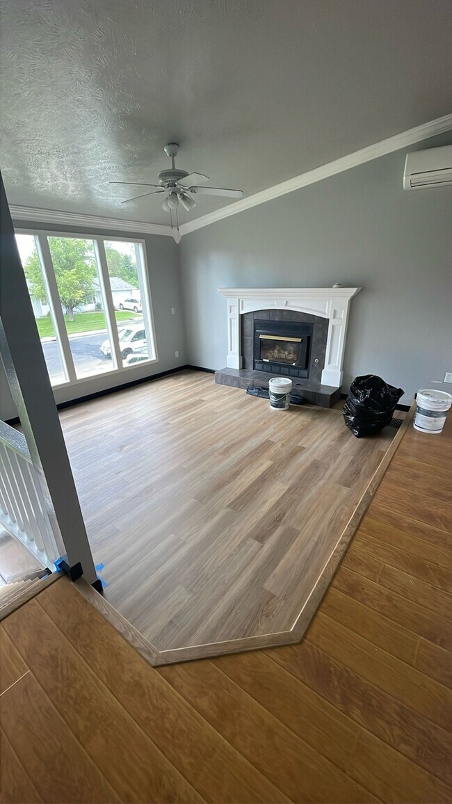 Foto del edificio - 814 East Brady Court