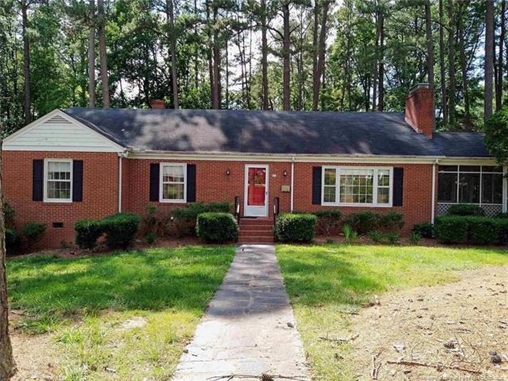 Primary Photo - 910 W Whitford St