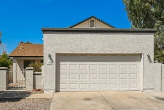 Building Photo - 921 S Val Vista Dr