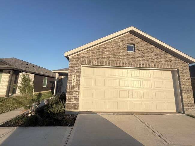 Building Photo - 21602 Cottonwood Meadows Trl
