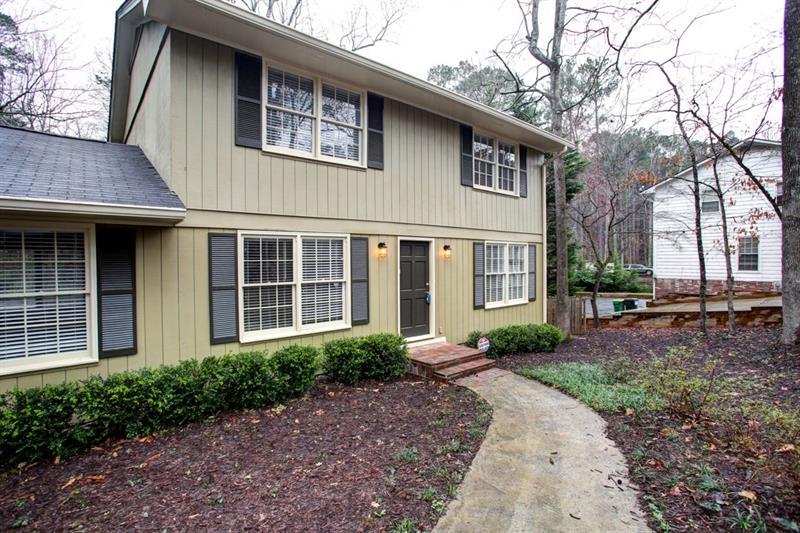1847 Beaver Dam Ln NE, Marietta, GA 30062 House Rental in Marietta