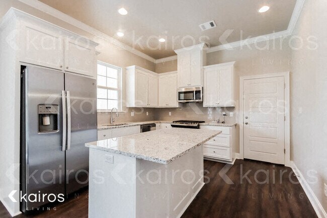 Foto del edificio - 6422 Roux Dr