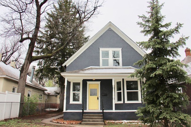 Building Photo - 4 br, 2 bath House - 1223 E BOULDER STREET