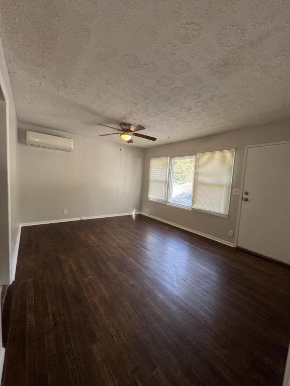 Foto del edificio - 2677 Firtree Ct