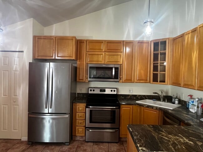 Building Photo - 5457 Eagle Lake Dr