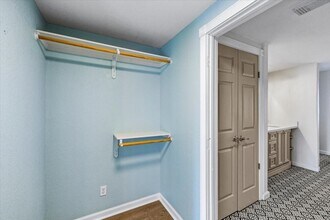 Building Photo - 5522 Avenue O 1/2