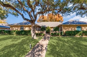 Building Photo - 7621 Dentcrest Dr