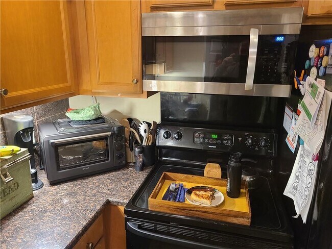 Foto del edificio - 413 Atwells Ave