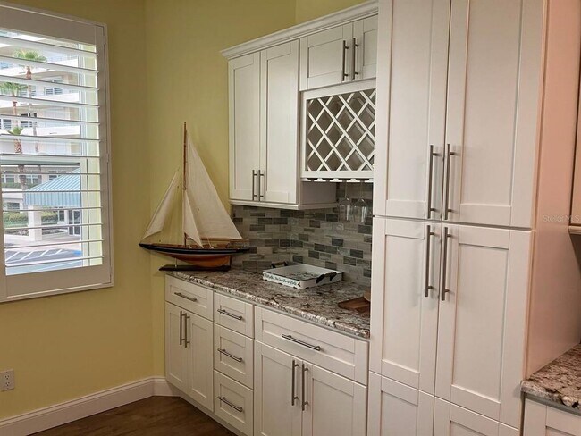 Foto del edificio - 7912 Sailboat Key Blvd S