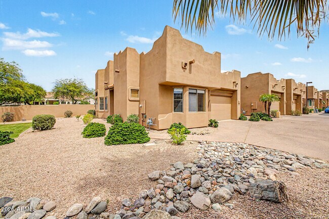 Building Photo - 6540 E Redmont Dr