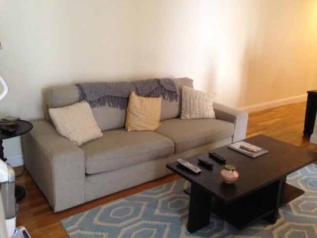 Photo - Beautiful 4 Bed 2 Bath available 9/1 House