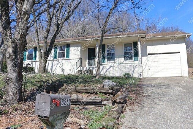 Building Photo - 3260 Niagara Dr