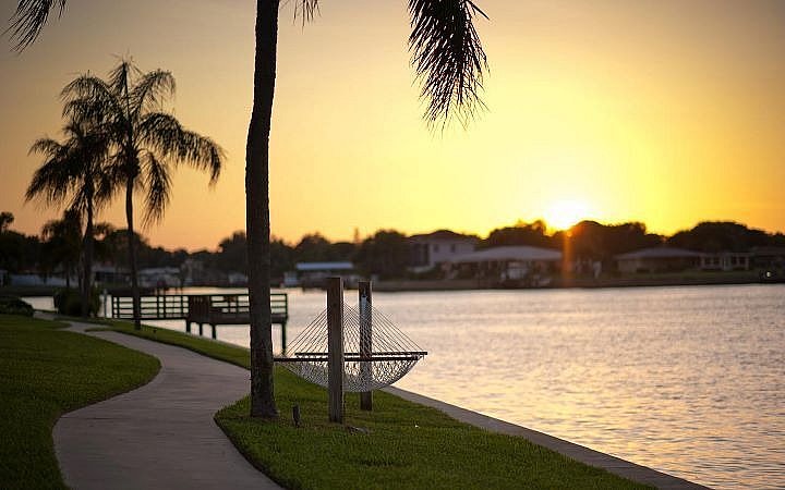 Snell Isle - 1515 Eden Isle Blvd Ne Saint Petersburg, FL 33704 ...