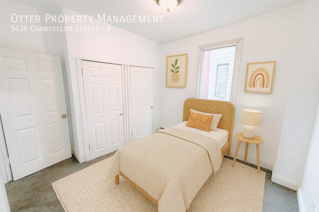 Foto del edificio - 5436 Chancellor St