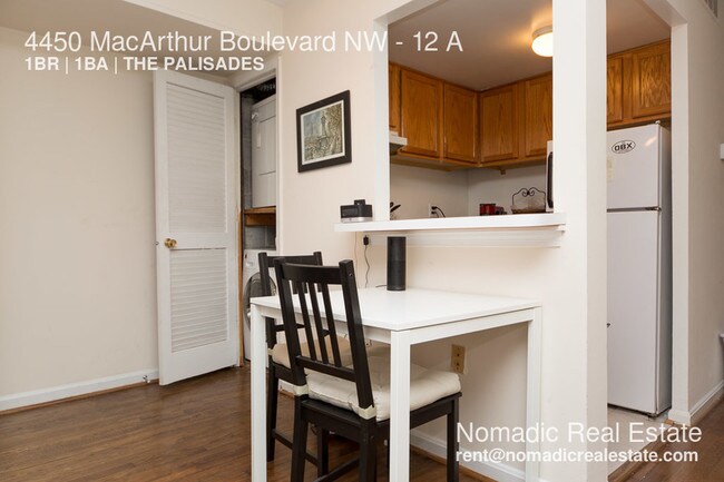 Foto del edificio - 4450 MacArthur Blvd NW