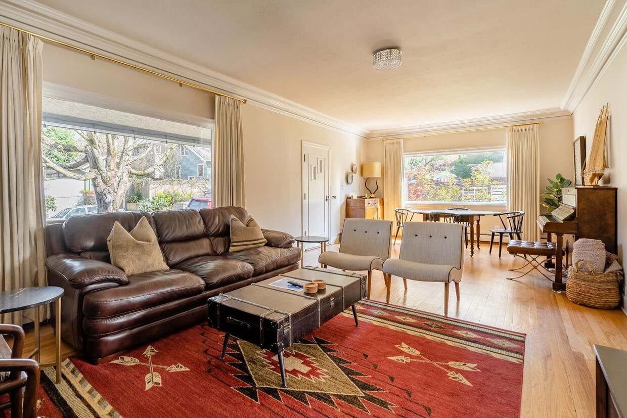 Foto principal - 917 SE 25th Ave