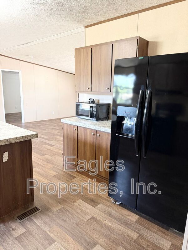 Building Photo - 863 Pecan Rd