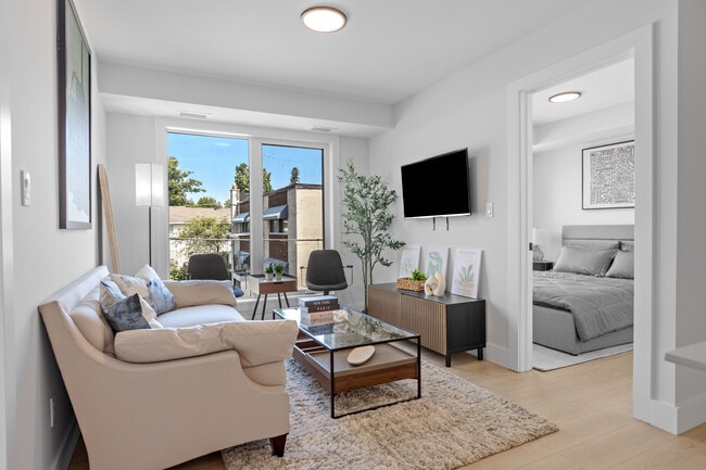 Building Photo - 2405-2409 Carlsen Av