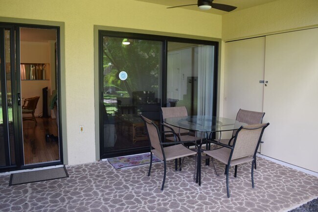 Foto del edificio - Maui Gardens 2 bedroom 1.5 bath ground floor unit. Available Now.