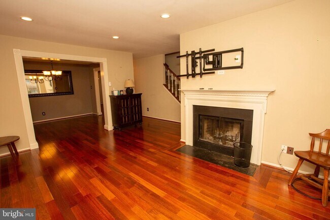 Living Room view to Dining Room - 4056 Ottawa Ct