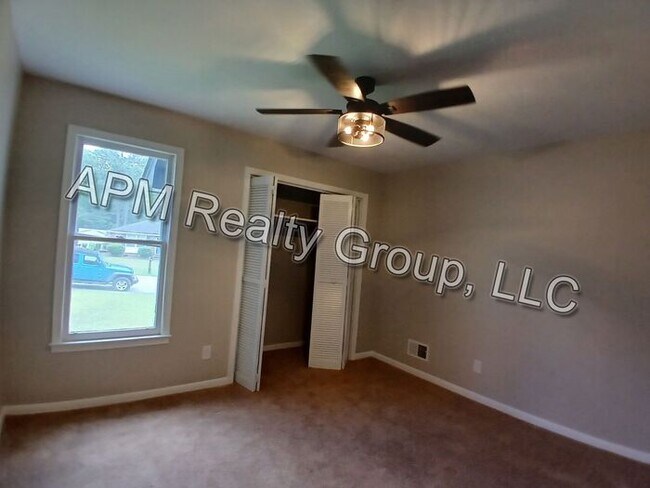 Foto del edificio - Newly Remodeled Home in Southeast Columbia