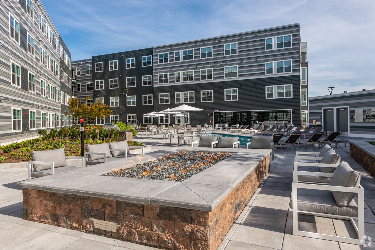 The Val 164 Lexington Rd Billerica, MA