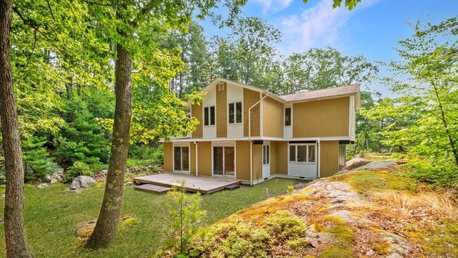 Building Photo - 2 Moses Hill Rd