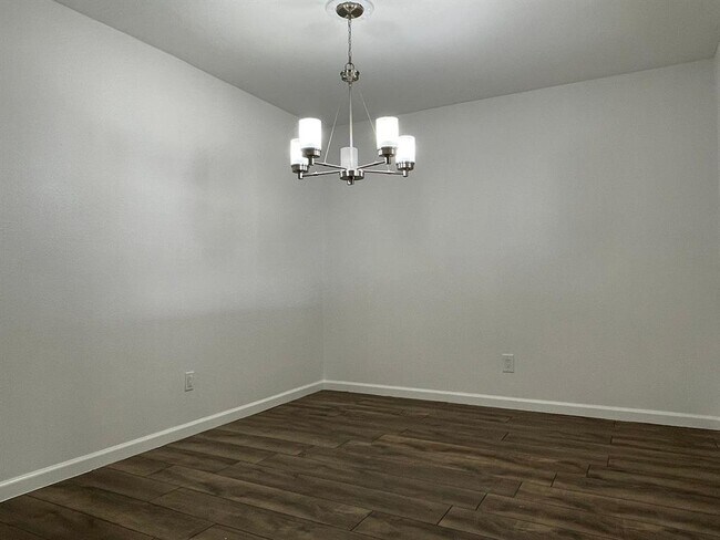 Foto del edificio - 8226 Fondren Rd
