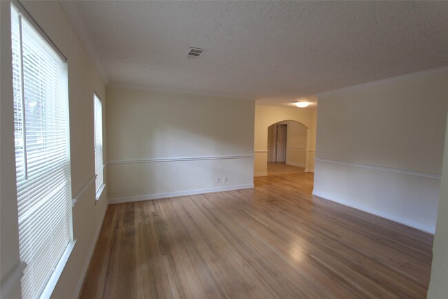 Foto del edificio - 6506 Sivley St