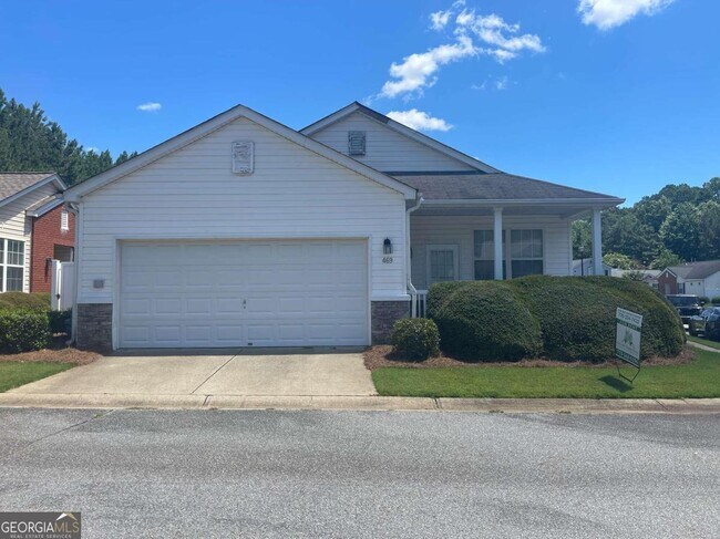 Foto del edificio - 469 Windcroft Cir NW