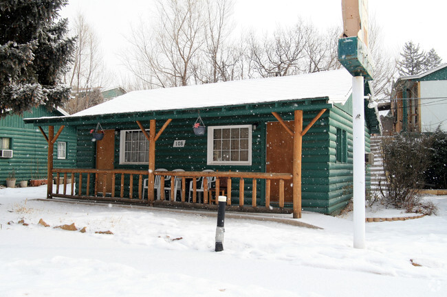 Building Photo - Western Cabins