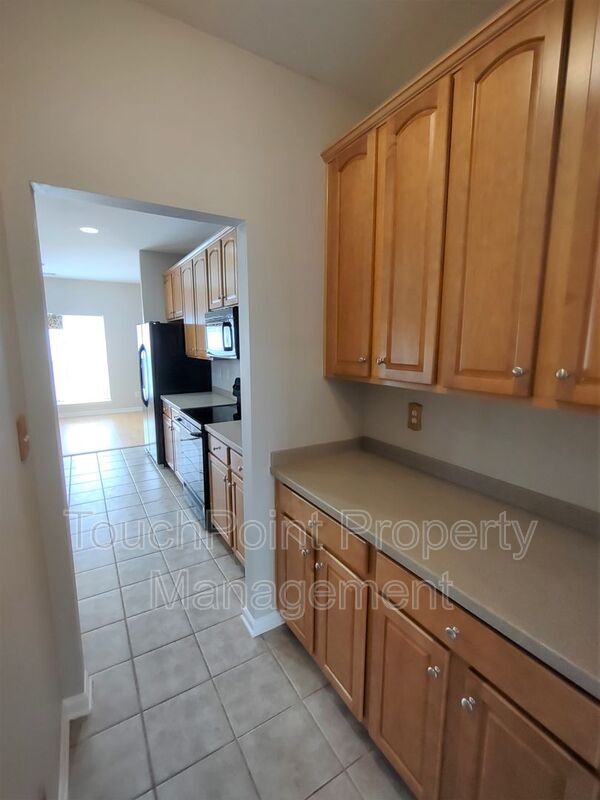 Building Photo - 13340 Meadowmere Rd