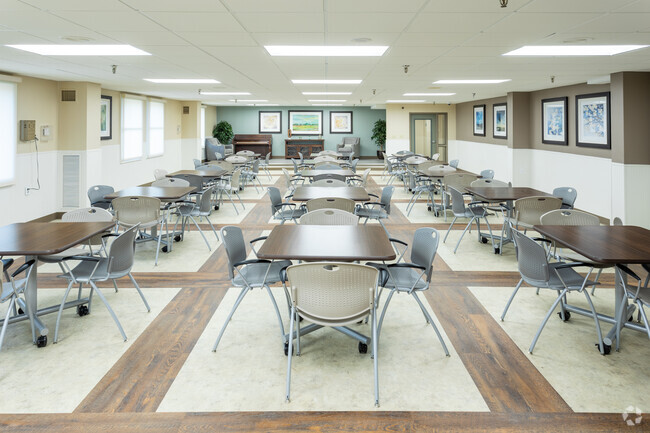 Foto del interior del edificio - Brashear Tower - Ages 62+ Senior Apartments