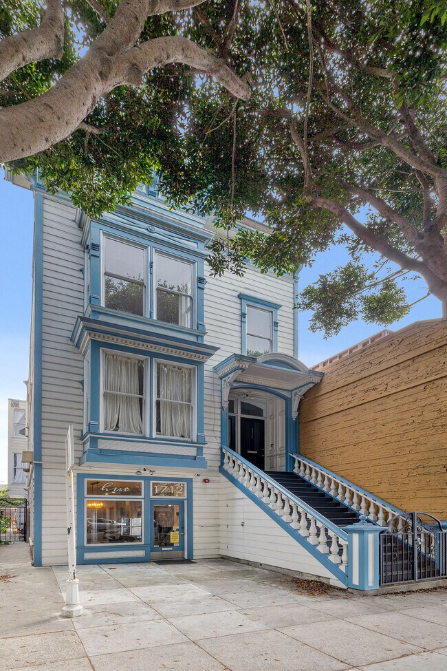 Building Photo - 1716 Fillmore St