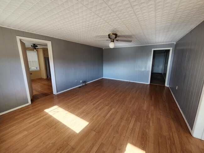 Building Photo - 1177 Co Rd 3706