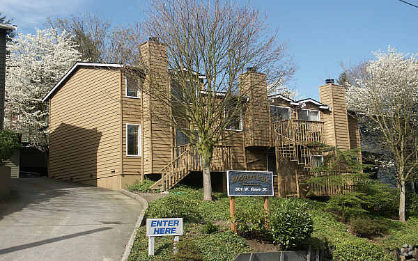 Building Photo - Rodgers Park Apartments