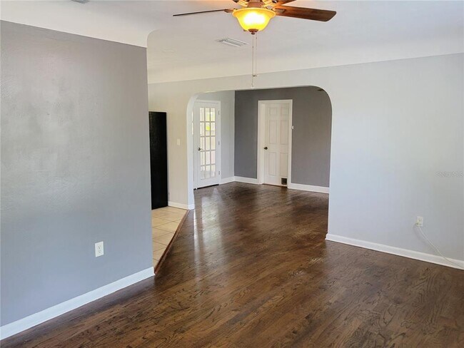Foto del edificio - 5170 61st Ln N