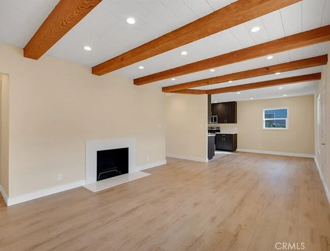 Building Photo - 17024 Sherman Way