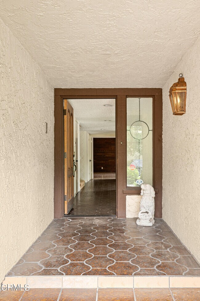 Building Photo - 1103 La Cadena Ave