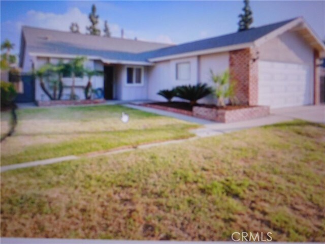 Primary Photo - 10640 Victoria Ave