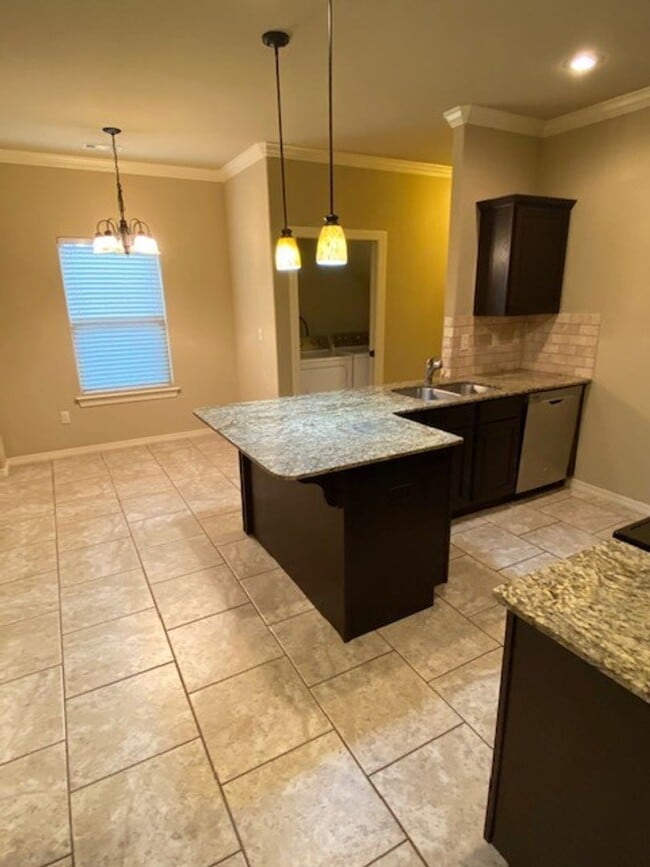 Photo - Adorable Home Close to Everything!