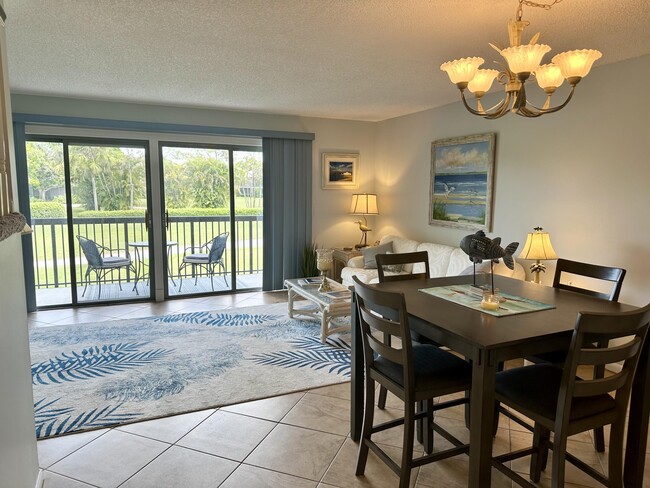 Foto del edificio - 9239 SE Riverfront Terrace