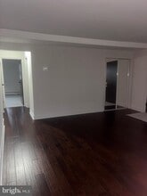 Building Photo - 403 S Main St