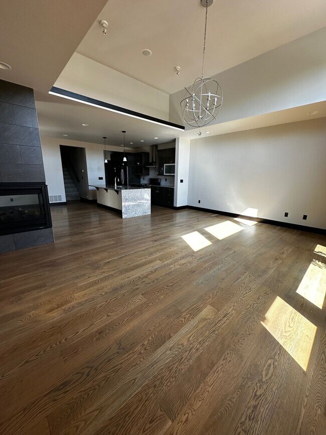 Foto del edificio - Gorgeous modern 5 bedroom - Minutes from MSU!