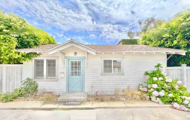 Building Photo - 235 S Pacific Coast Hwy