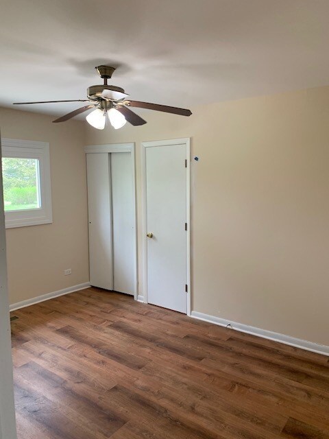 Foto del edificio - 270 Carnation Ln