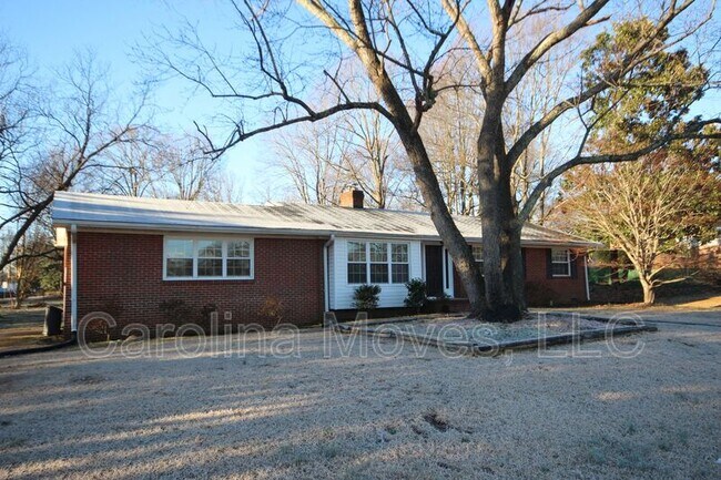 Foto del edificio - 16 Ashwood Ave