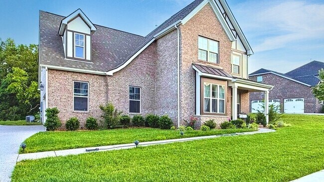 Building Photo - 1074 Watermark Way