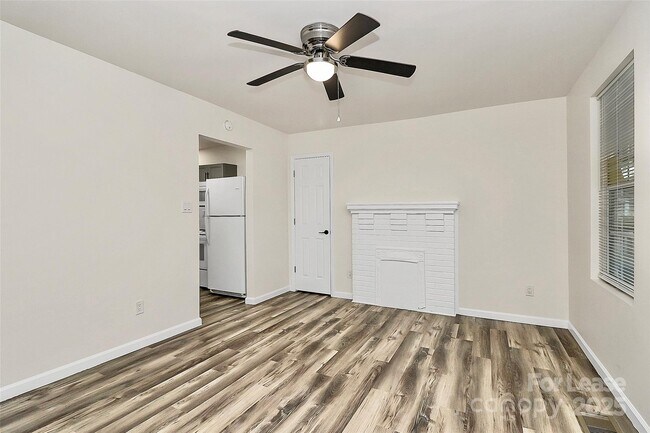 Foto del edificio - 2825 Morson St